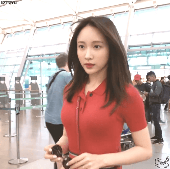 빨간 원피스 한희연 하니