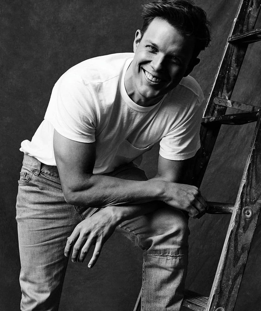 my new plaid pants: Jake Lacy Five Times