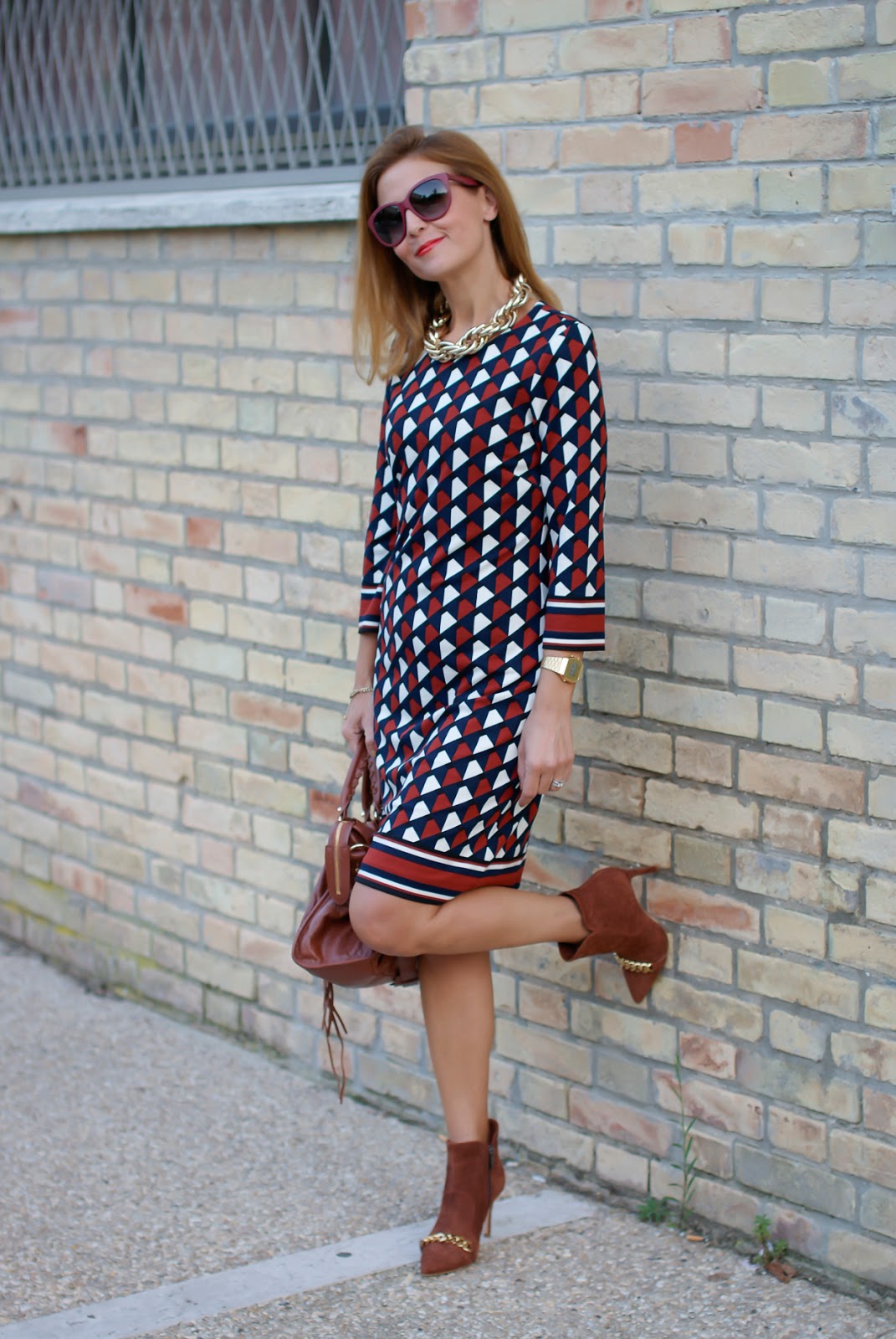 1.2.3 Paris Fall/Winter geometric print dress, Icone shoes on Fashion and Cookies fashion blog, fashion blogger style