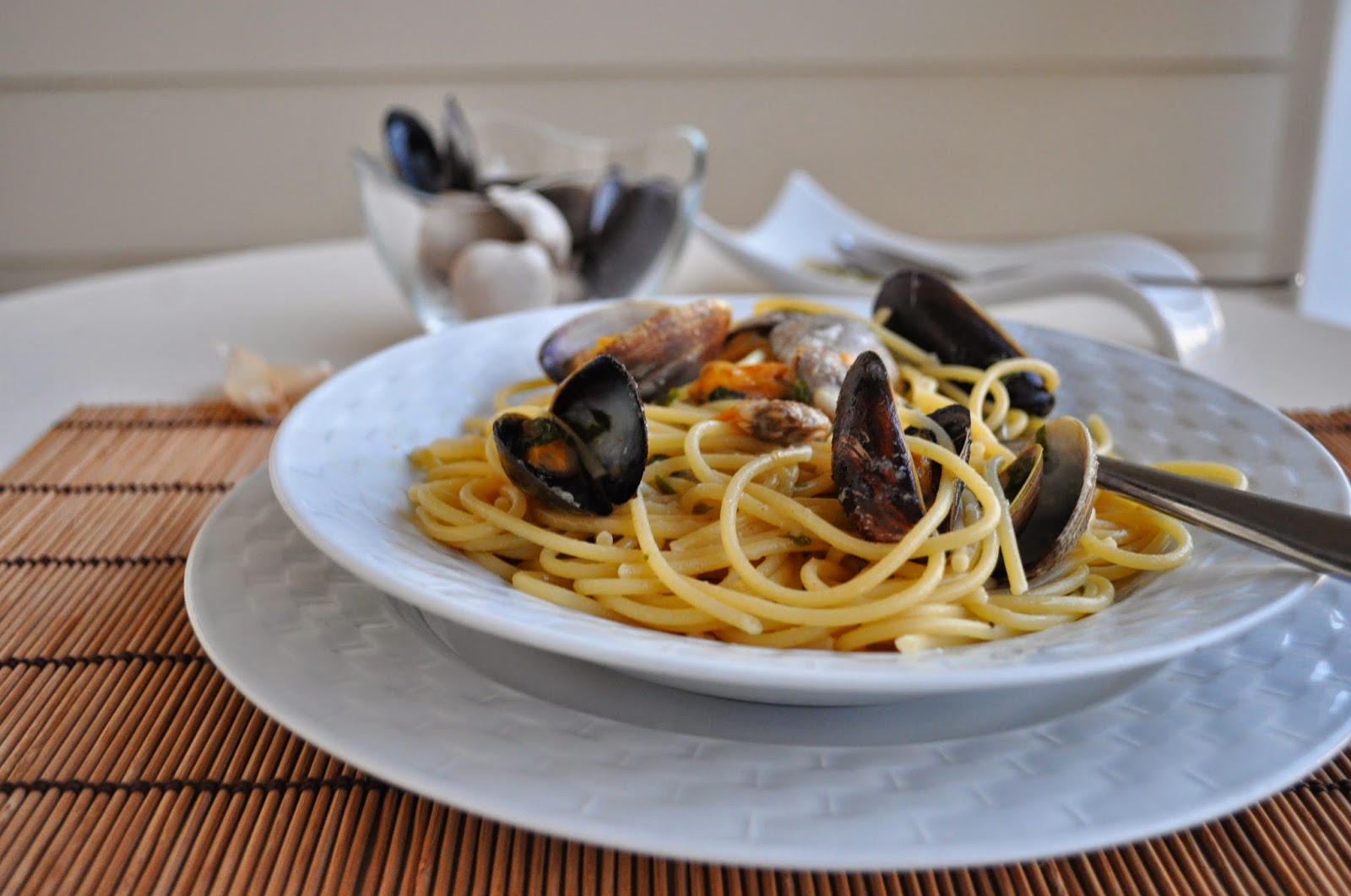 Cooking with Manuela Spaghetti with Clams and Mussels