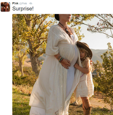 45 Pink announces she's expecting baby number 2, shares baby bump photo