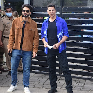 Akshay and Jackky Bhagnani spotted at Mumbai