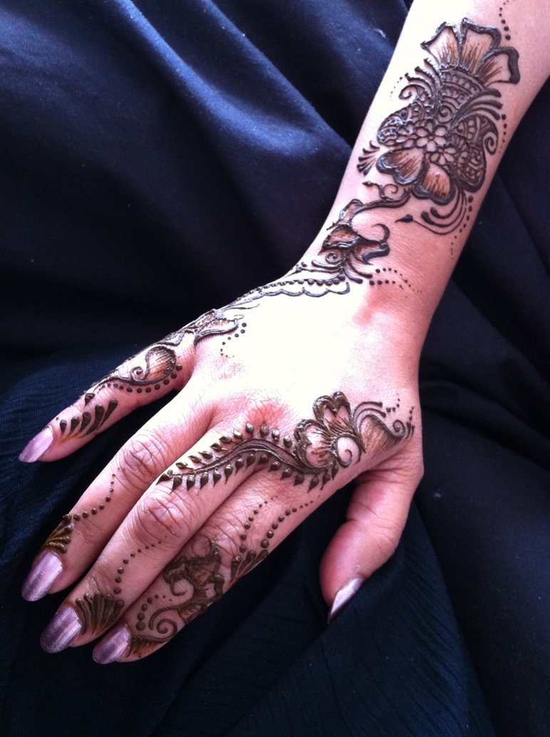Hand Mehedi Designs | Wedding Snaps....