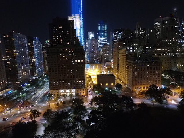 Manhattan at night randommusings.filminspector.com