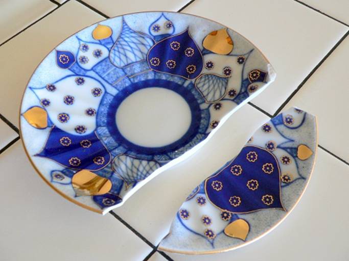 BSI News Reparing Broken Porcelain Tea Cups and Saucers Using BSI
