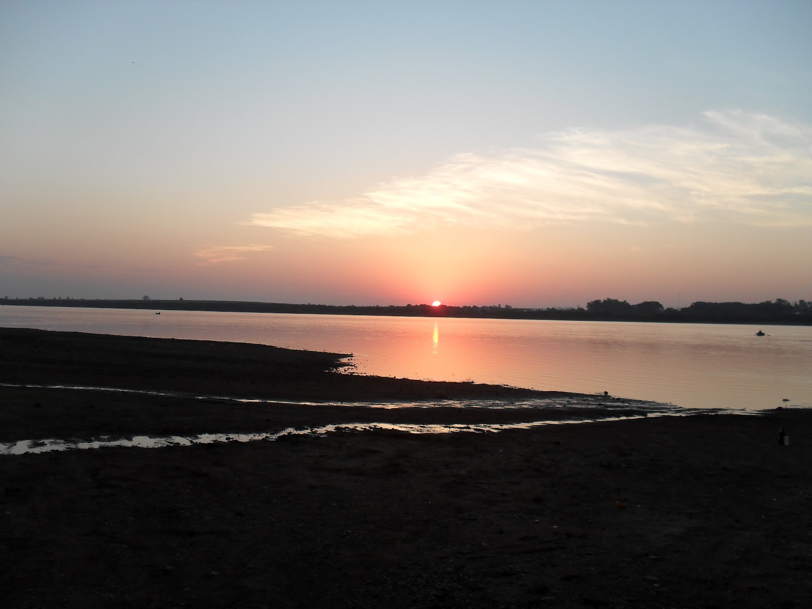 Ação pelo Rio Uruguai: Pôr do Sol no Rio Uruguai