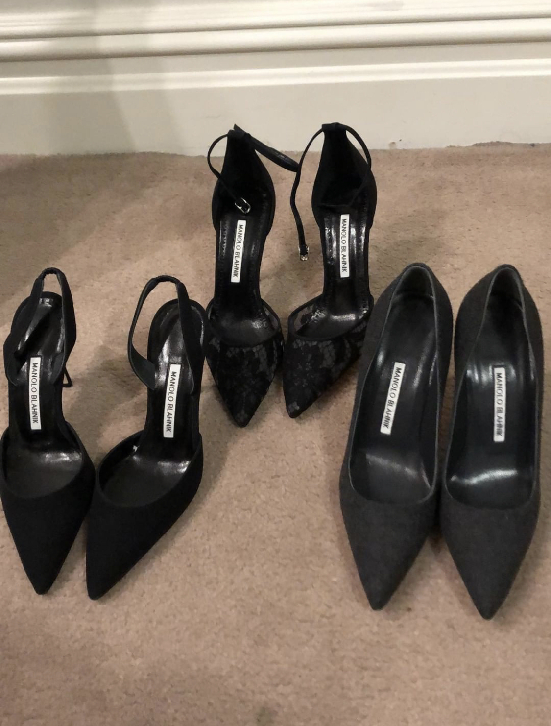 Inside the Manolo Blahnik’s (Last) Sample Sale Madison Avenue Spy