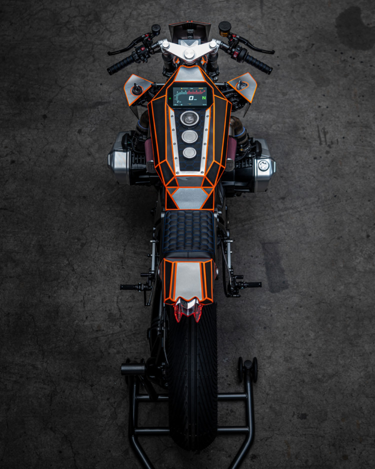 bmw r1250gs dominator