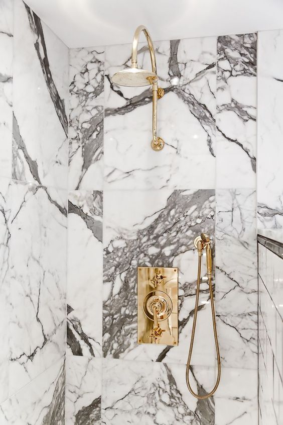 Décor Inspiration: 13 Stunning Marble Baths