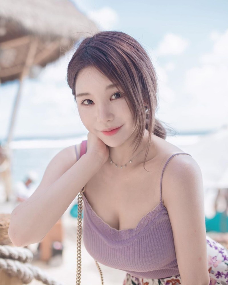 몸매 지리는 피팅모델 쮸리 - 디쁠