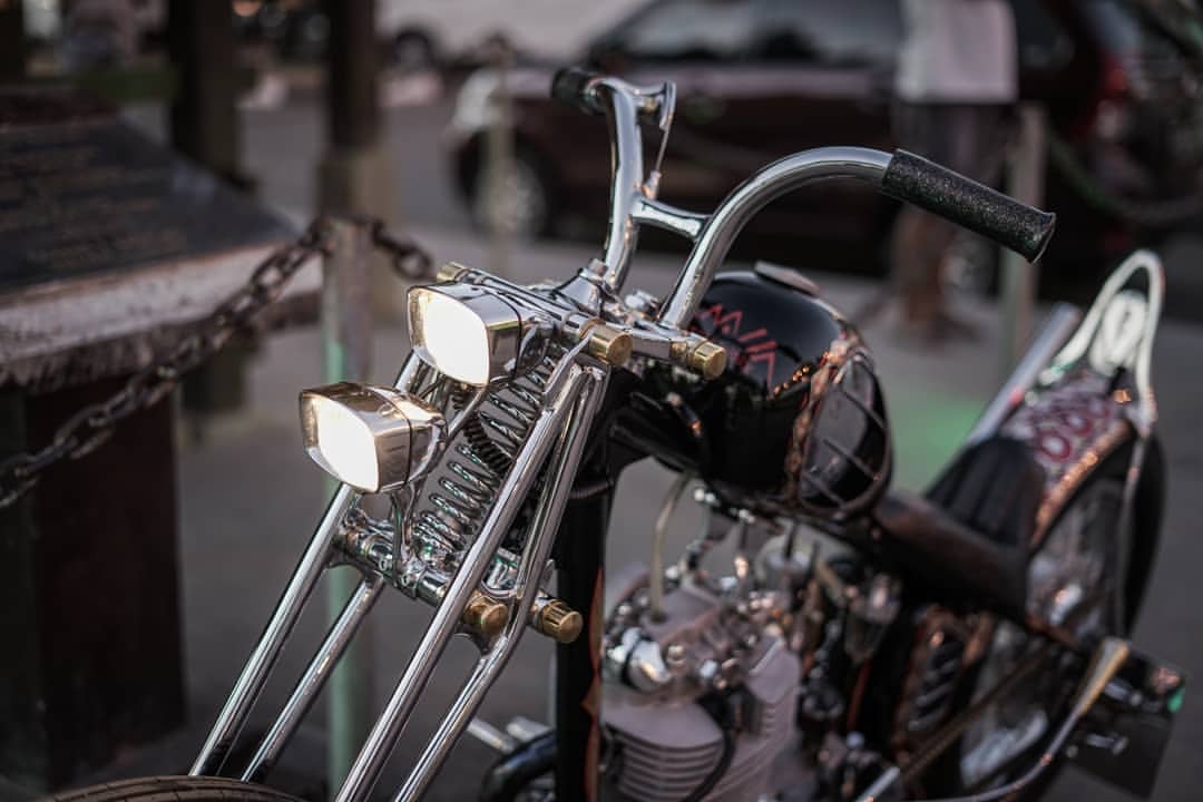 Yamaha SR 400 чоппер