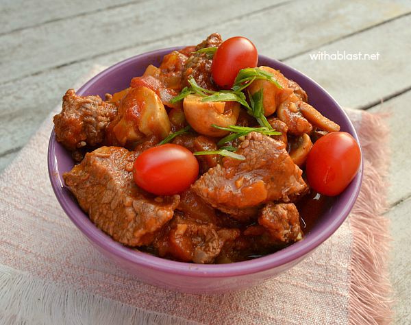 Spice up your usual Stroganoff and make this delicious Paprika Beef Stroganoff instead of the traditional Stroganoff tonight !