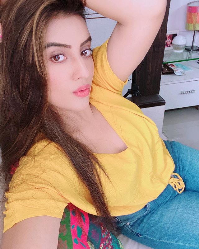 Akshara Singh Picture Wallpaper Photo Hot Pics And Bold Picture Collections Bhojpuri Filmi