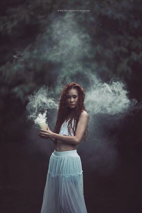 Contoh Pose Foto Model Yang Bagus ~ BFUP