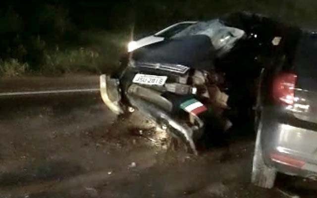 Colisão entre dois carros deixa casal morto na BR-101, em Santo Antônio de Jesus