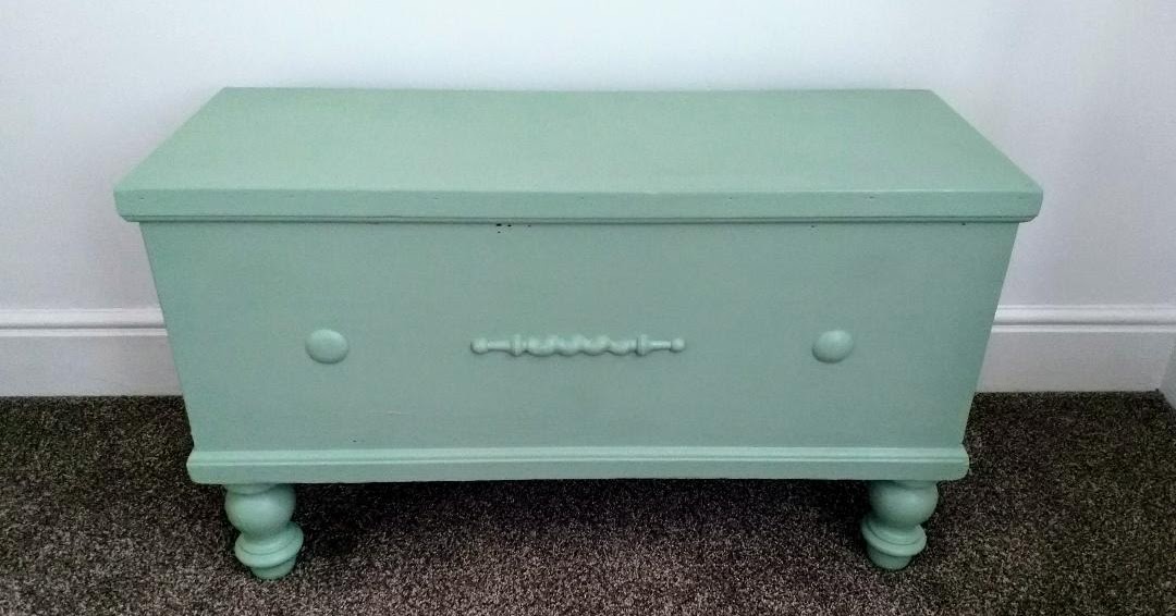 A Smaller and Simpler Life Renovating the Little Green Chest