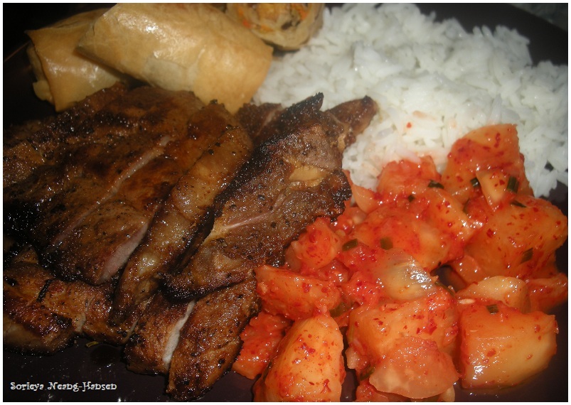 Sorieya's Homemade Cooking Tamarind pork chop and kimchi