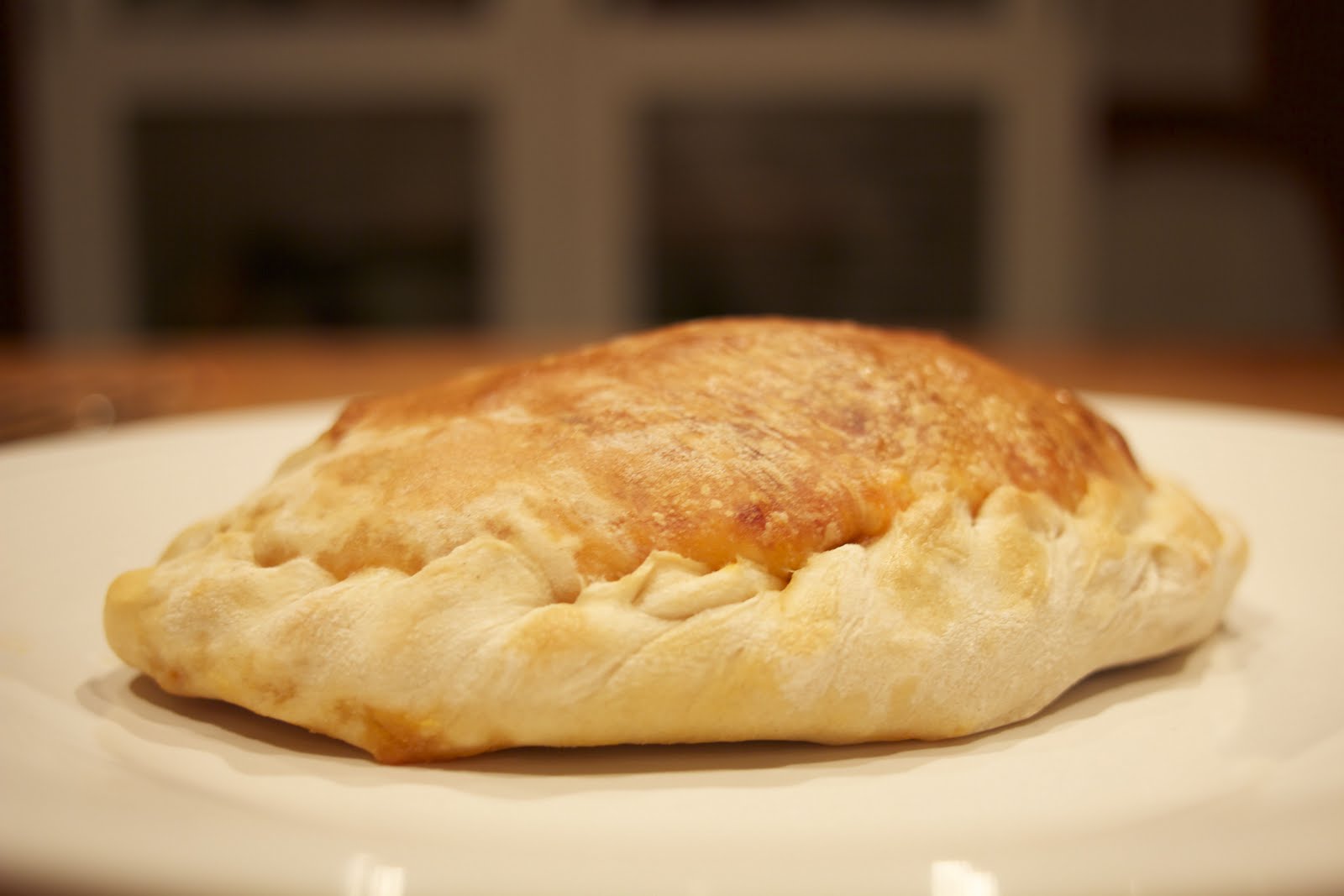 How To Make The Perfect Calzone shoutingforha