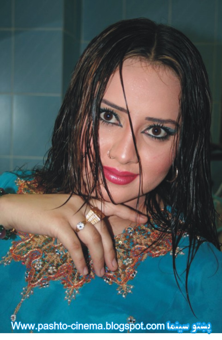 Big breasted slut gets