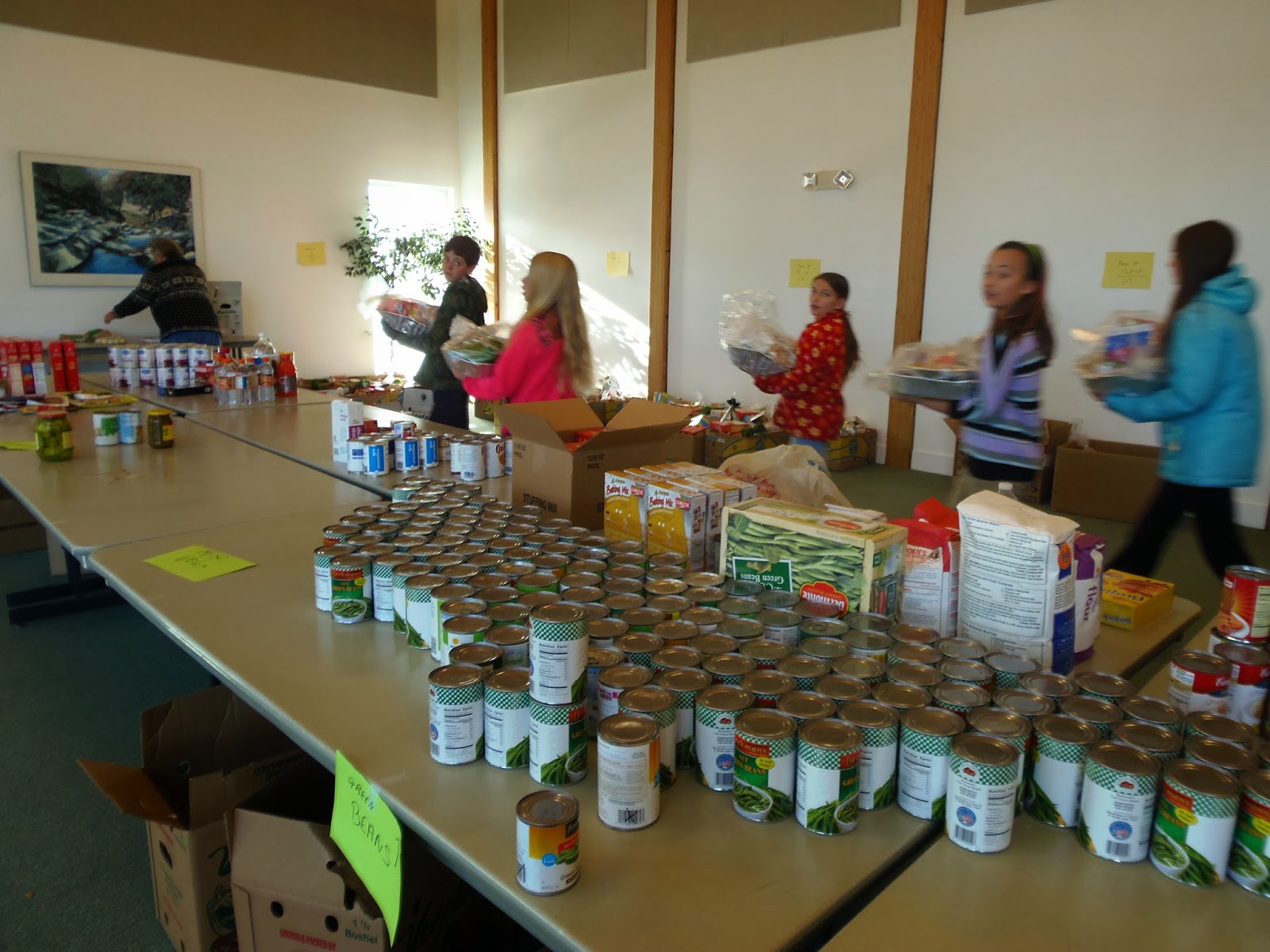 L'Ecole Française du Maine Thanksgiving Baskets Donations for Freeport