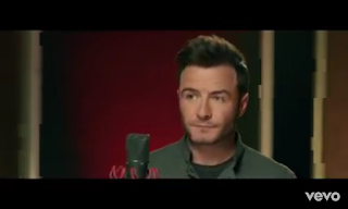 Lirik Lagu Westlife - Better Man dan Terjemahan | Lirik ...