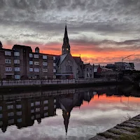 Dublin images: Sunrise over the River Dodder in Ringsend