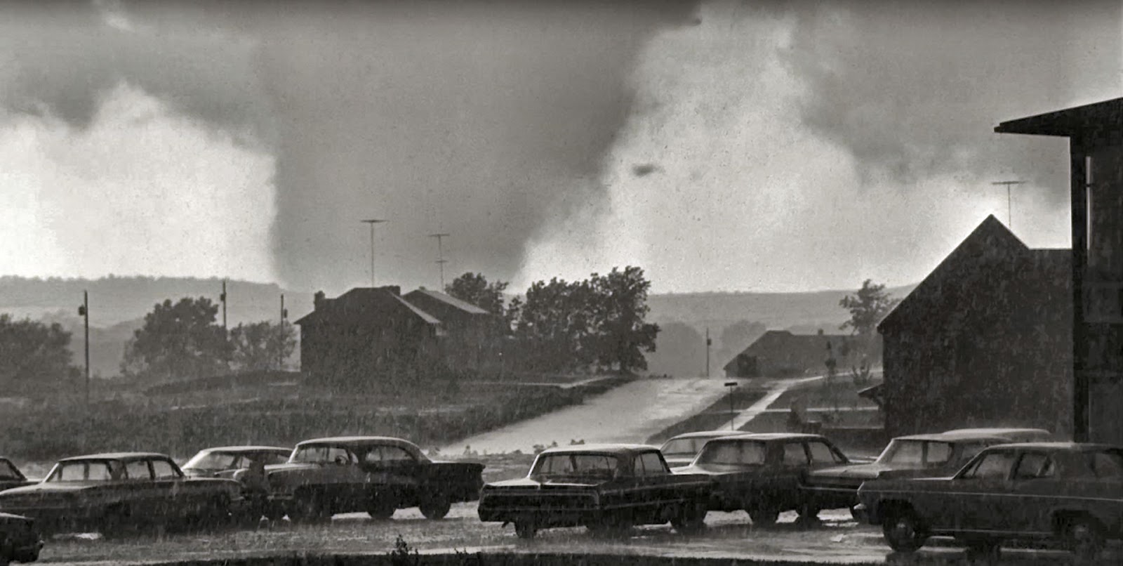 Capt. Spaulding's World Today Marks 50Years Since Topeka Kansas EF5