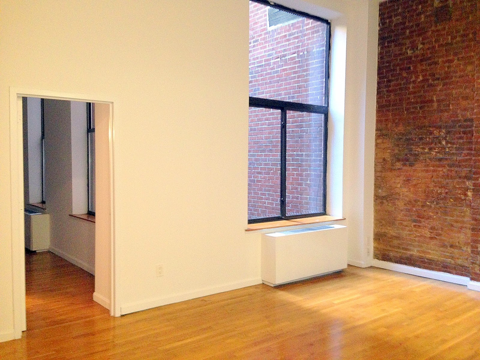 Queens Apartments For Rent. Astoria no fee 21ST STREET 13E(26th Road