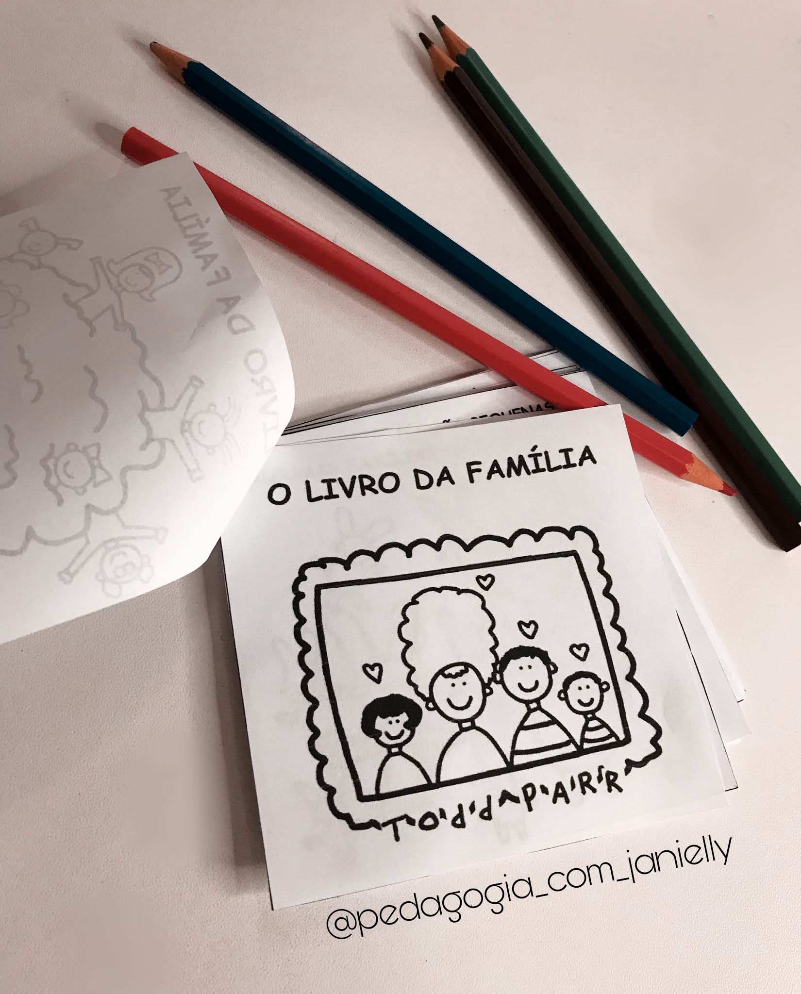 Livros para Colorir, Família em casa