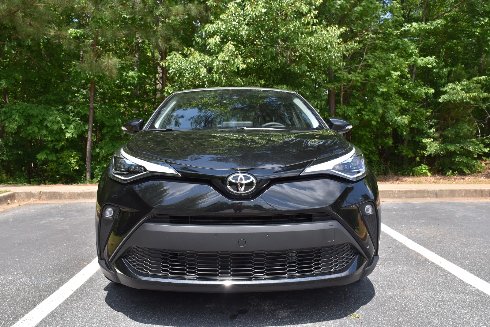 2020 Toyota C-HR front grille