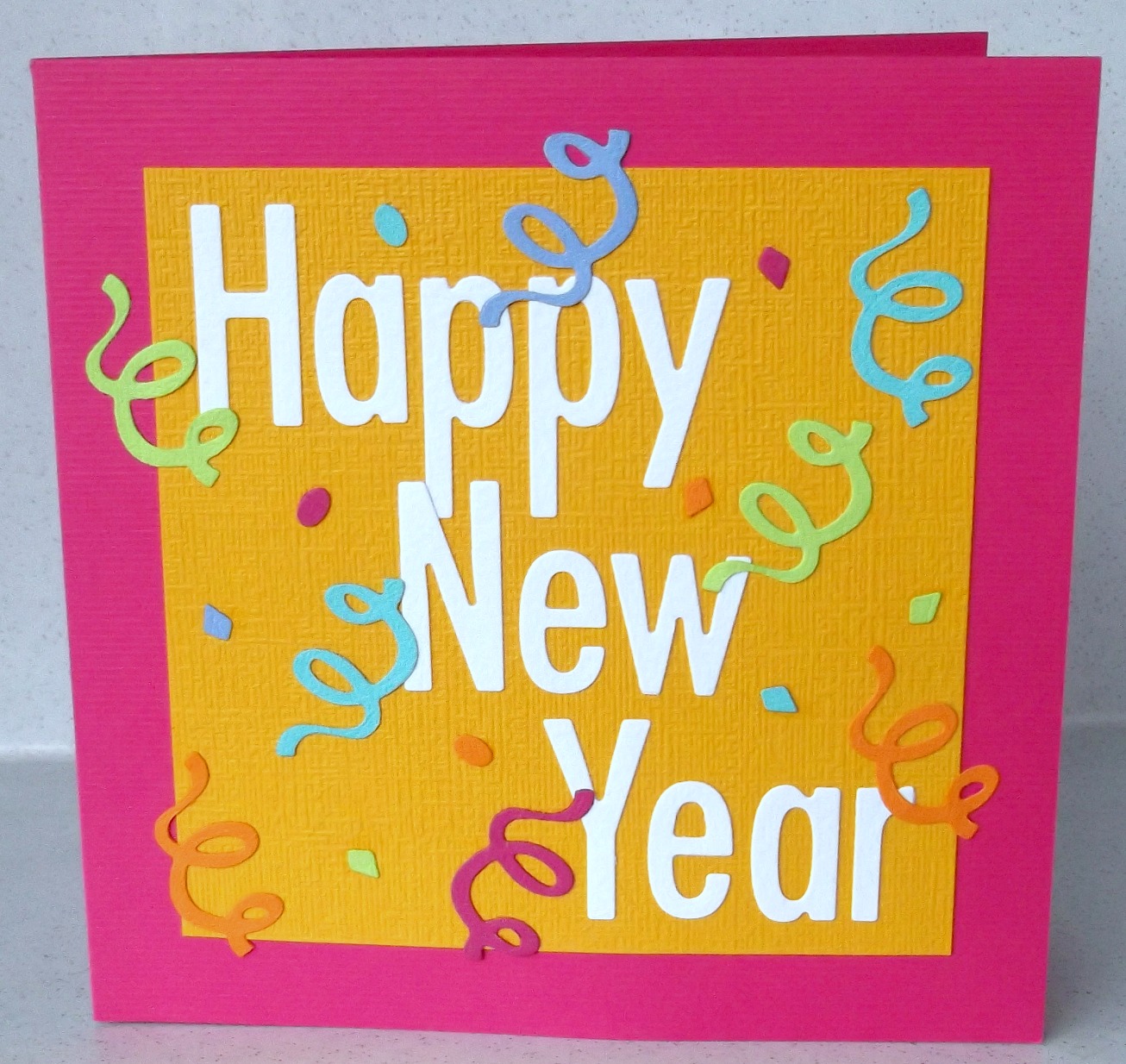 Paper Daisy Cards New crafty blog for the new year!!