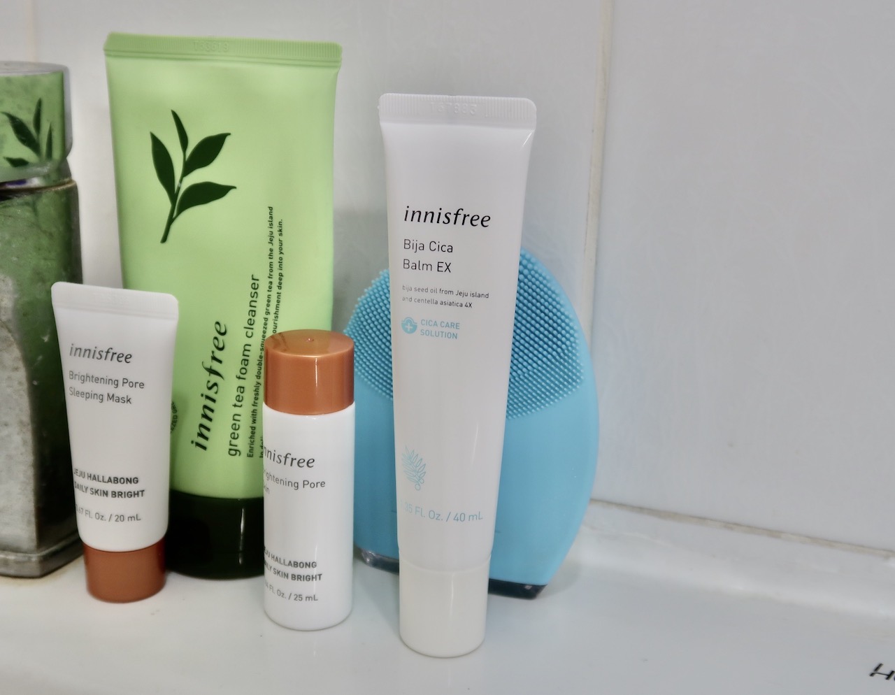 Innisfree Bija Cica Balm EX My moisturizer for breakout days!