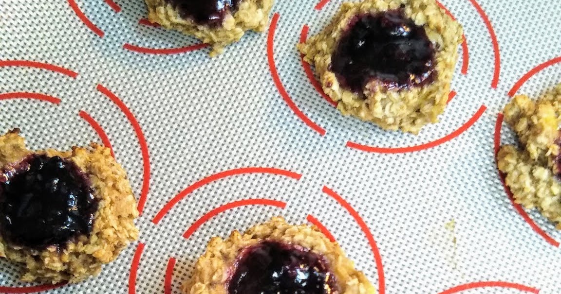 Mamatouille oatmealbanana thumbprint jam cookies