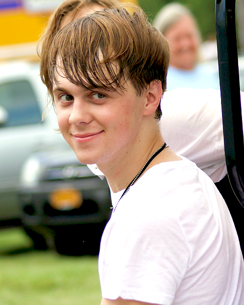 Riker, Rocky, Ratliff, Rydel, Ross= R5: Rat