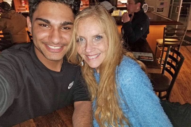 who is gwyneth paltrow dating now