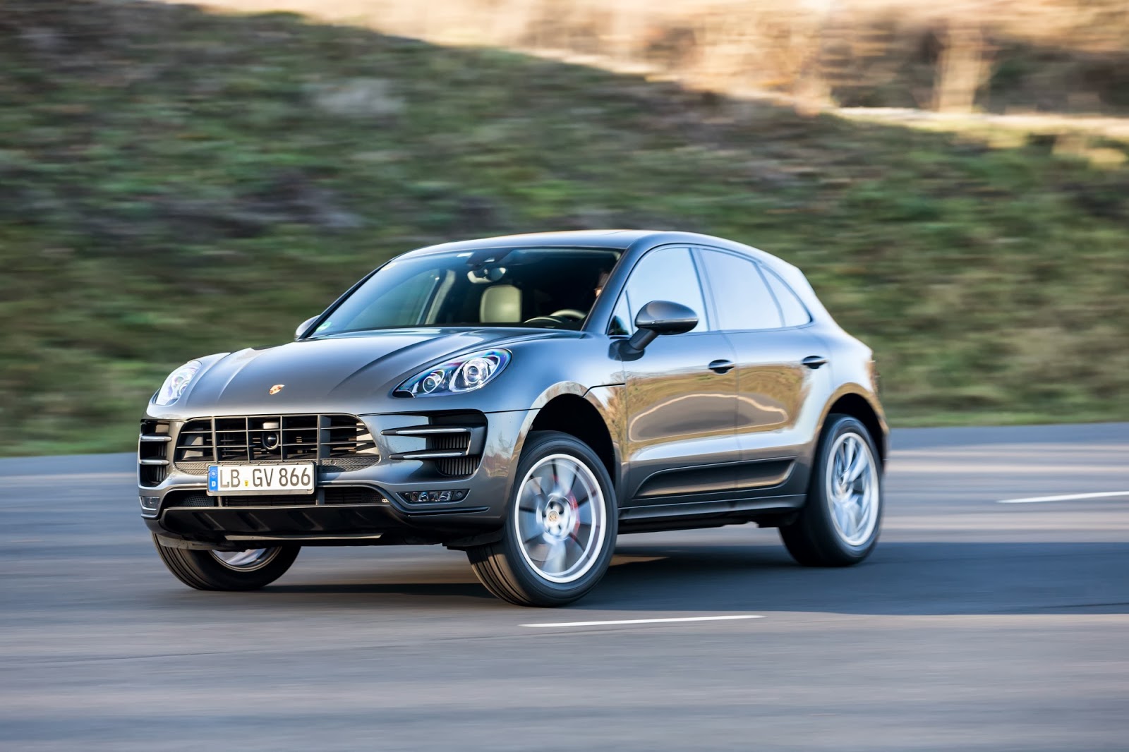 Porsche Macan Turbo 2014