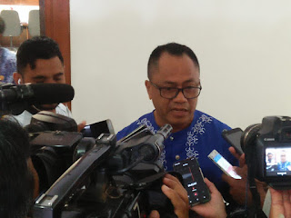 Dewan Perwakilan Rakyat Daerah (DPRD) Provinsi Maluku menghimbau Organisasi Perangkat Daerah (OPD) lingkup Pemprov Maluku agar lebih berinovasi dalam rangka meningkatkan Pendapatan Asli Daerah (PAD).