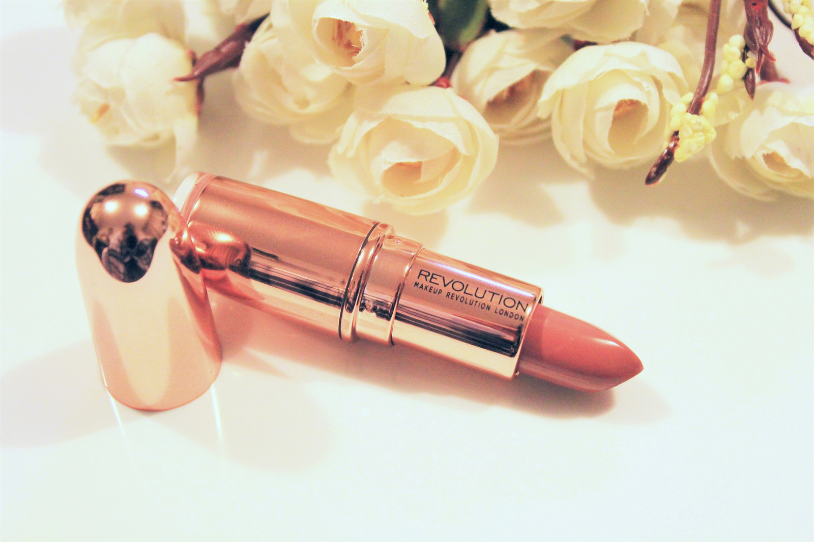 Make Up Revolution Rose Gold Chauffeur Lipstick
