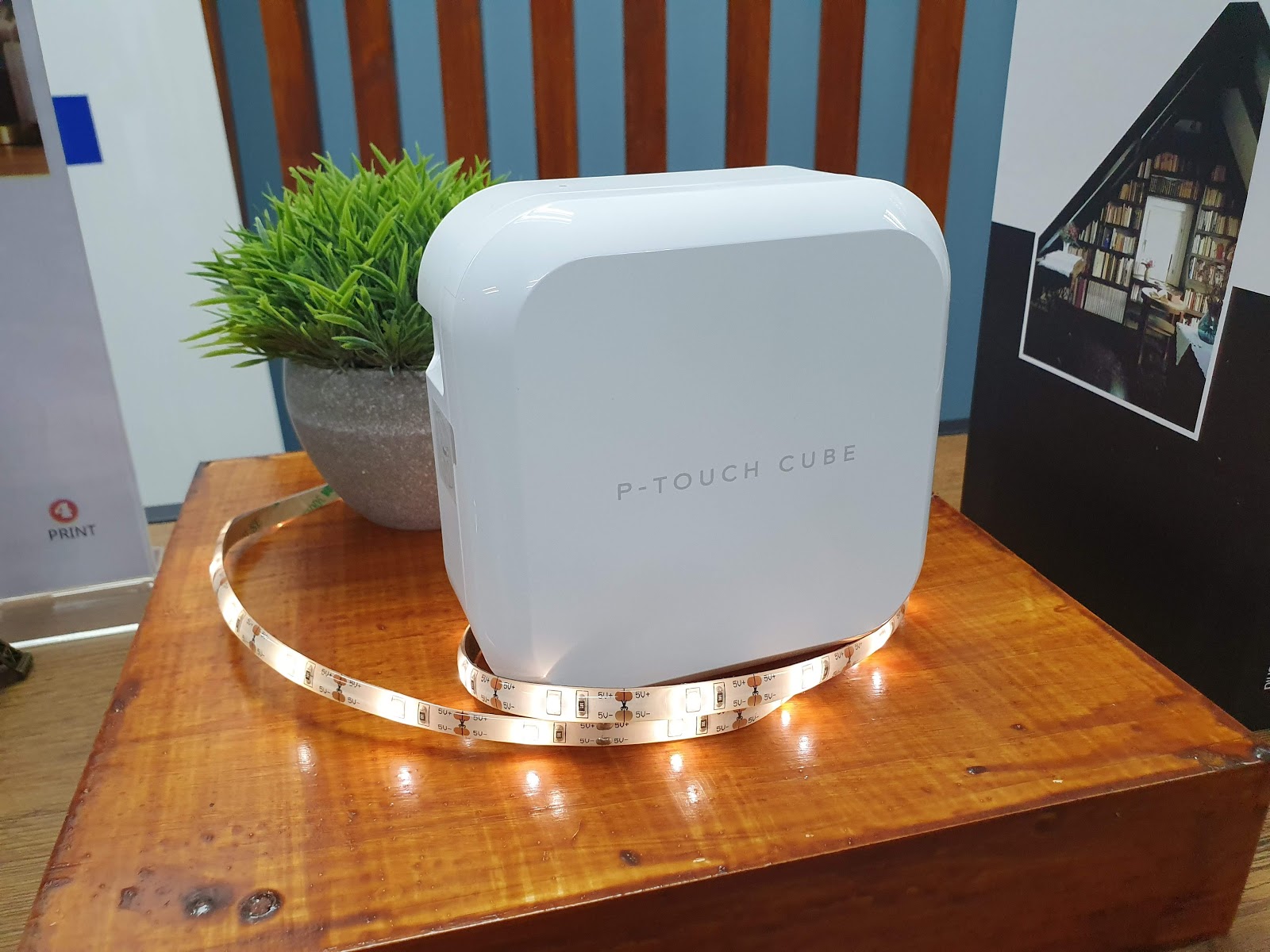 แกะกล่อง ลองใช้ เครื่องพิมพ์ฉลาก Brother P-Touch Cube รุ่นล่าสุด PT-P710BT