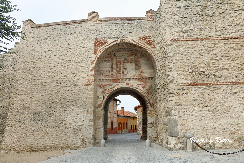 Puerta de San Miguel de Olmedo