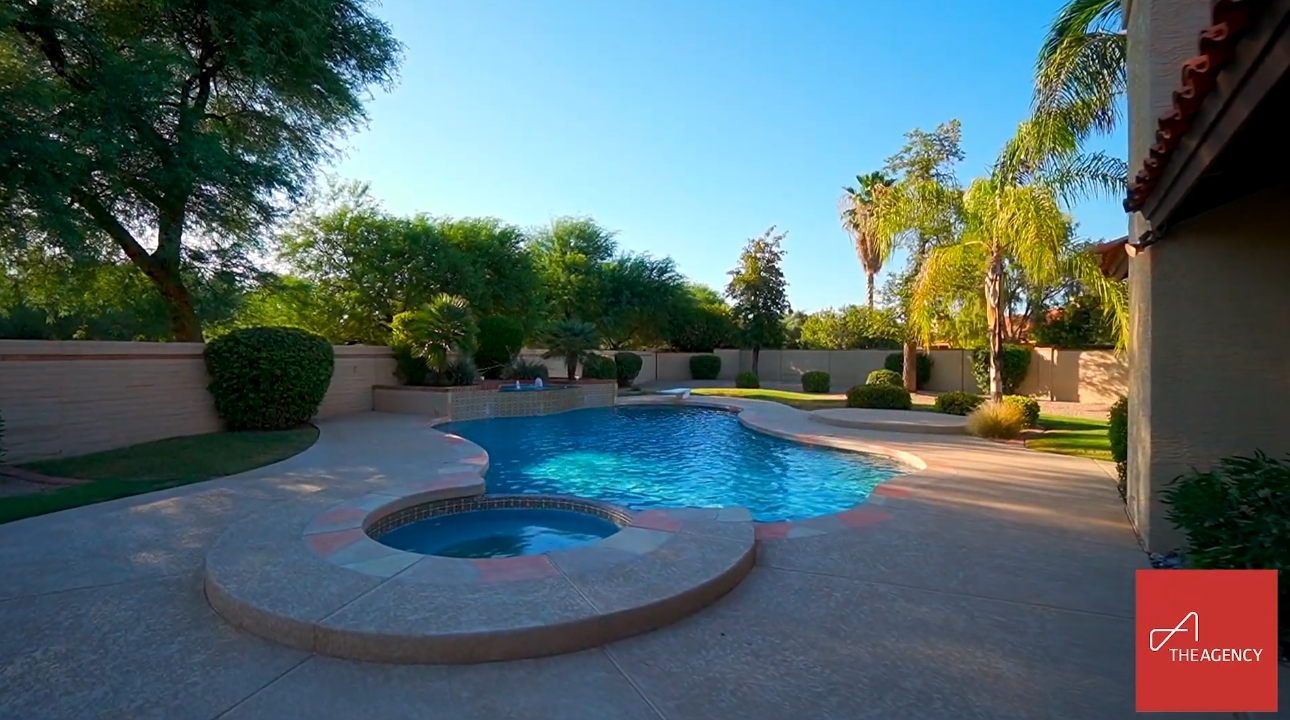 16 Photos vs. 9825 N 96th Place | Scottsdale - Luxury Home & Interior Design Video Tour 16 Photos vs. 9825 N 96th Place | Scottsdale - Luxury Home & Interior Design Video Tour
