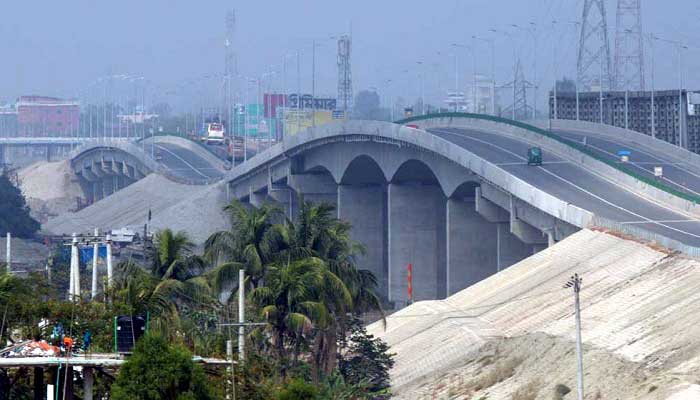 Don`t think Europe is wrong, this is Bangladesh Expressway