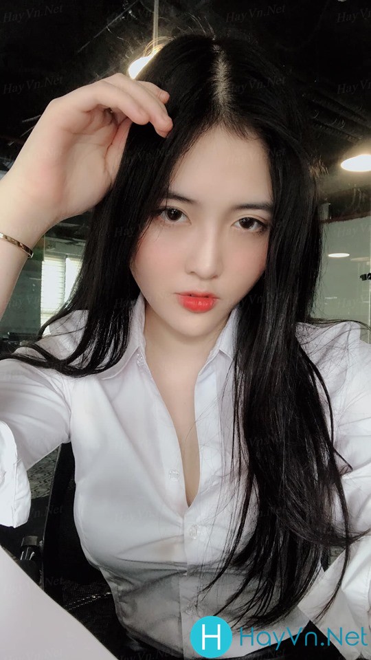 Hoài Trinh: Nghe tên là biết Cô ấy xinh rồi^^