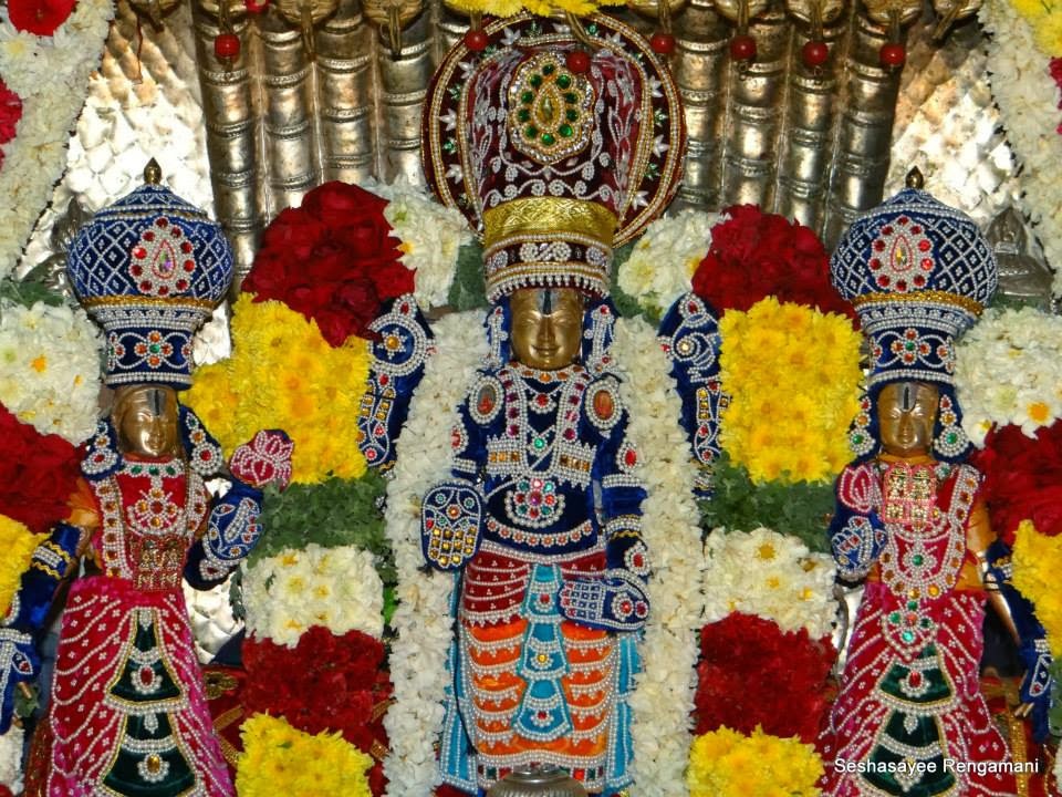 Blog on vishnu temples: Srirangam Srimath Andavan Ashramam - Vaikunda