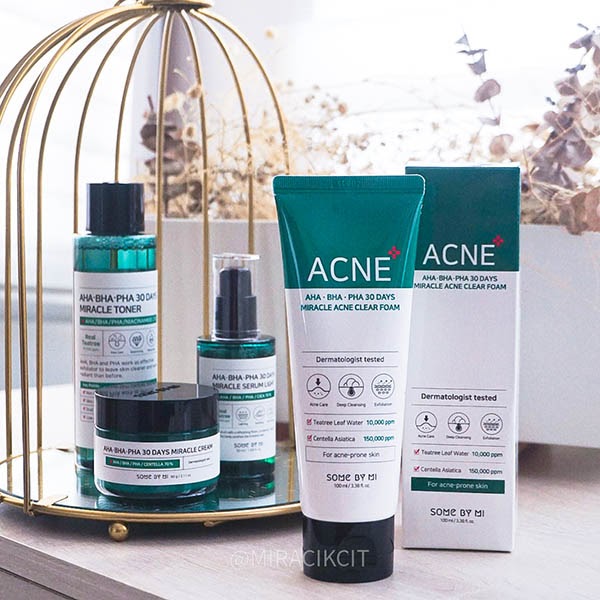 Review SOME BY MI AHA.BHA.PHA 30 Days Miracle Acne Clear Foam — miracikcit