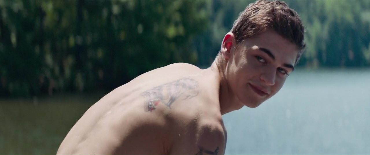 Hero Fiennes Tiffin shirtless in After.