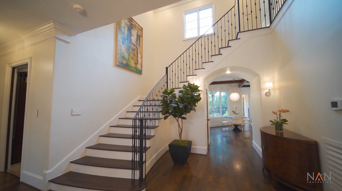 15 Photos vs. Immaculate Home in Prestigious Highland Village | Houston, TX - High End Home & Interior Design Video Tour