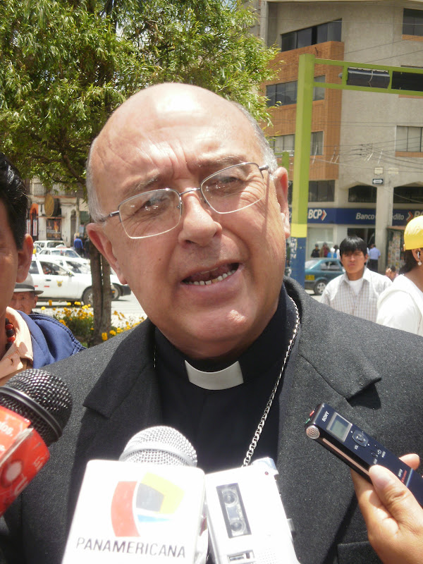 Group 10 Noticías Huancayo Arzobispo De Huancayo Pedro Barreto Jimeno Tiene Alto Cargo En El