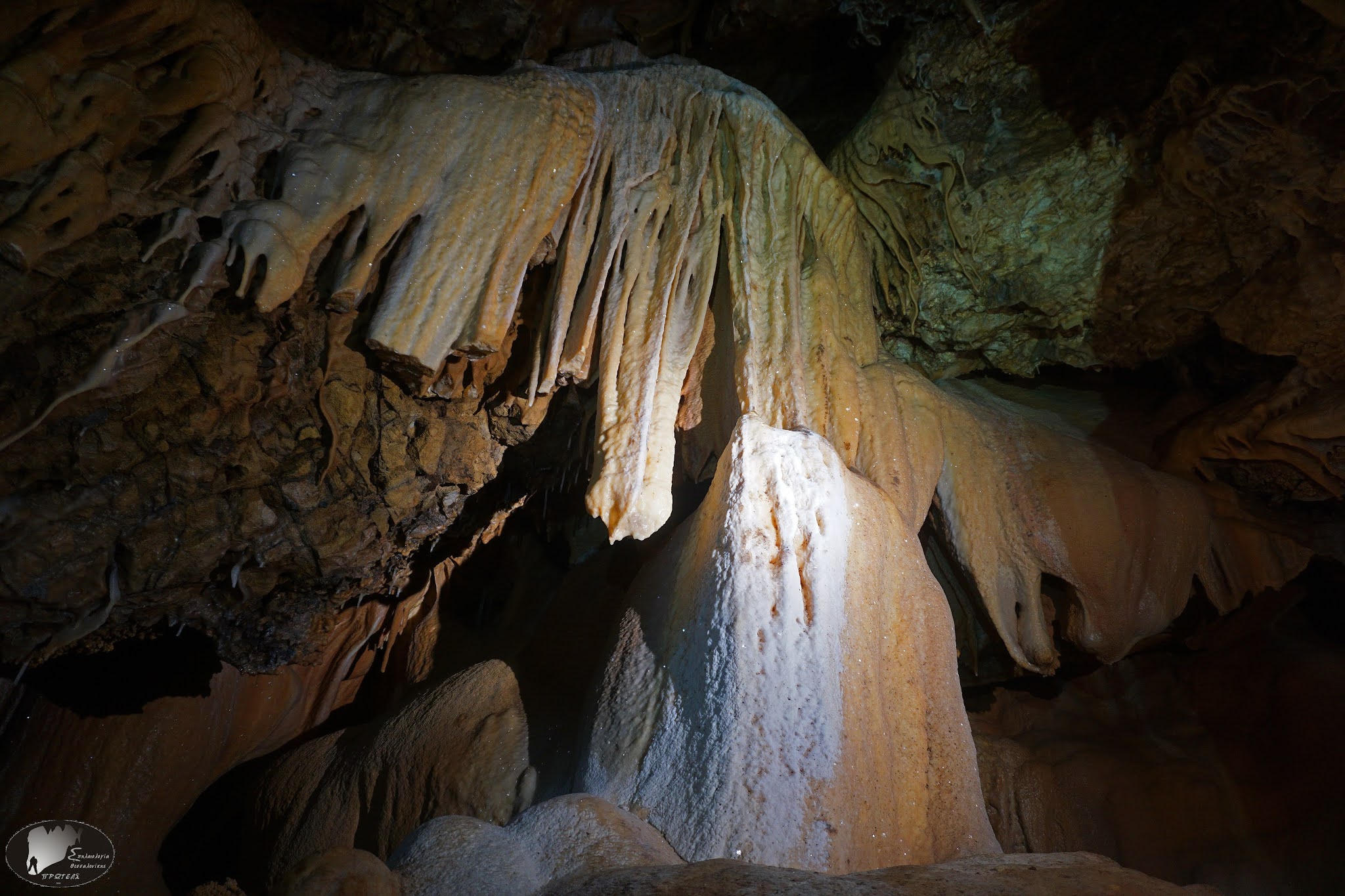 Ξάνθη: Εικόνες που κόβουν την ανάσα από το μεγάλο σπήλαιο της Πάχνης - ΦΩΤΟ