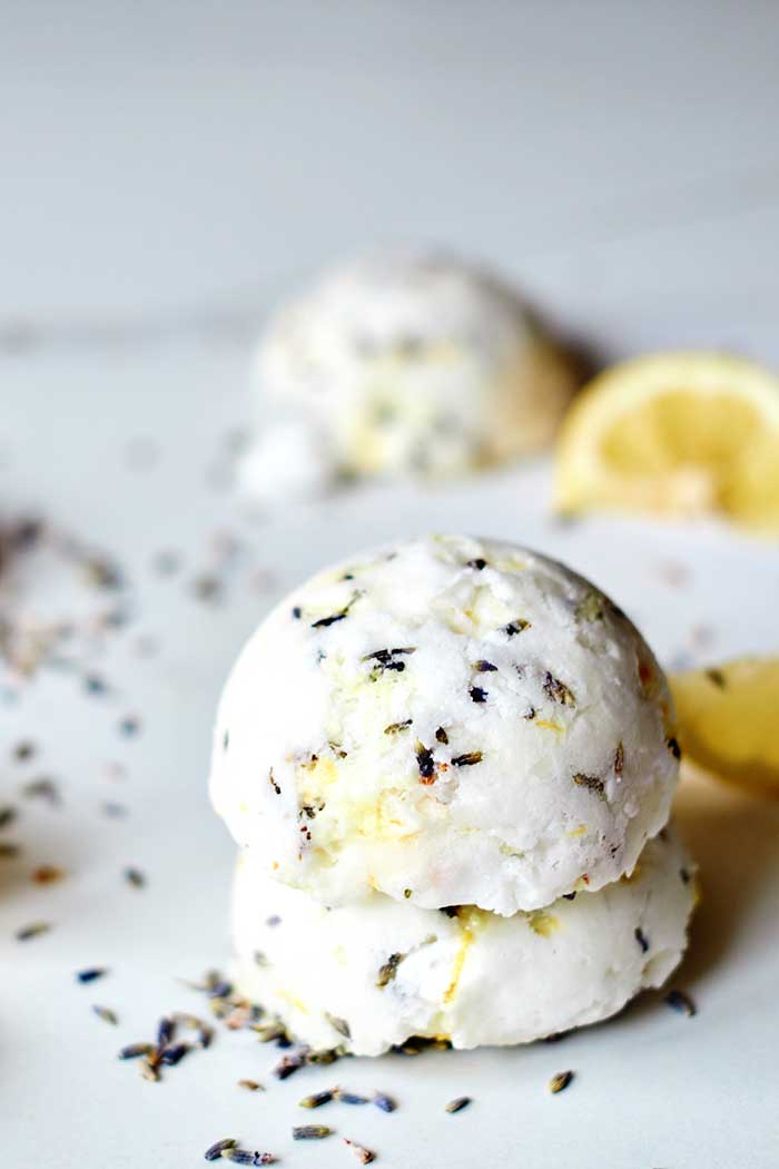 How to Make Stress Relief Shower Steamers Everything Pretty